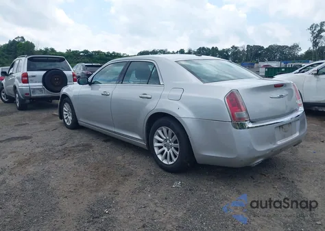 2012 Chrysler 300 из США, поврежденный, VIN 2C3CCAAG9CH142468